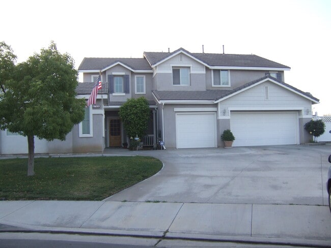 Photo - 17551 Cedarwood Dr