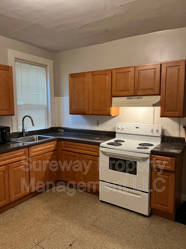 Photo - 330 Hillcrest Ave