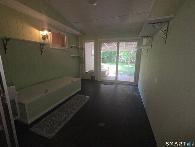 Photo - 331 Campfield Ave