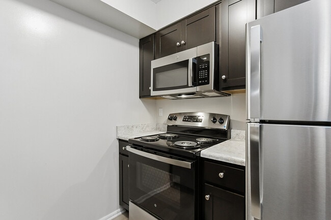 Brook - Kitchen - Boulder Creek Apartments