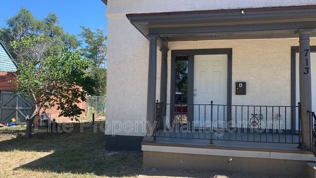 Photo - 713 W Abriendo Ave Unidad APT A