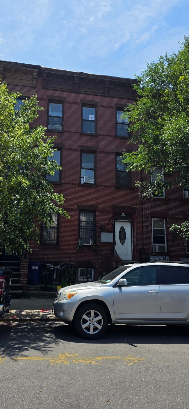 Photo - 62 Hull St Unit 2nd Floor