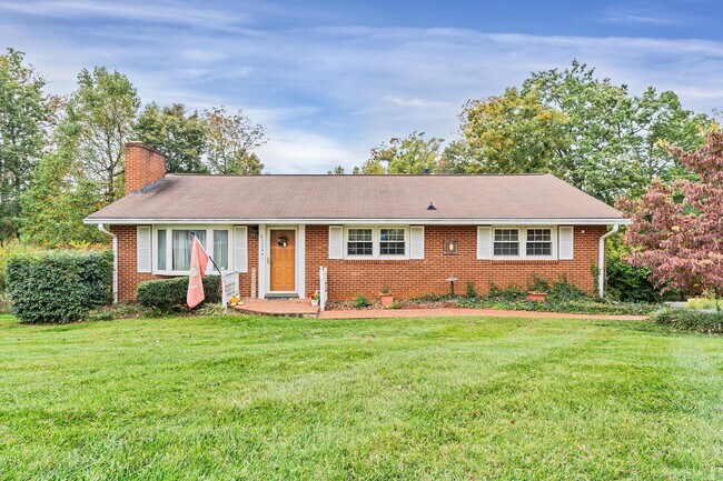 Photo - 6734 McKinney St