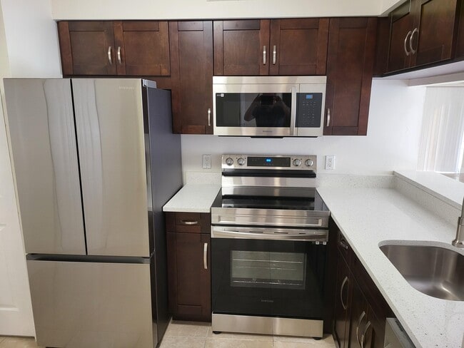 Photo - 1138 Coral Club Dr Unit 1138