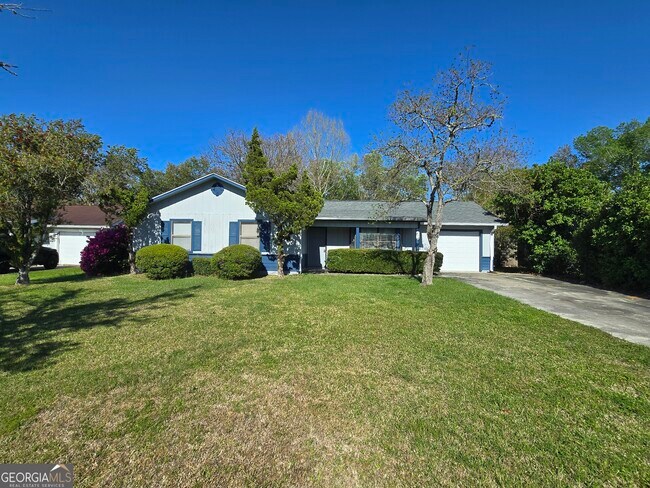 Photo - 425 Sunnyside Dr