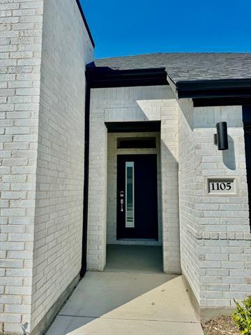 Photo - 1105 Mahogany Dr