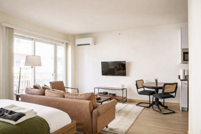 Photo - 1031 S 1st St Unit SI ID1515272P