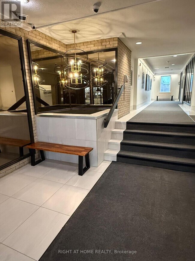 Photo - 1100 Ambleside Dr Unité 1115