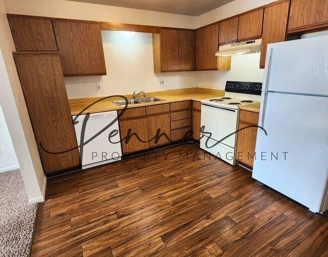 Photo - 101 SW 7th St