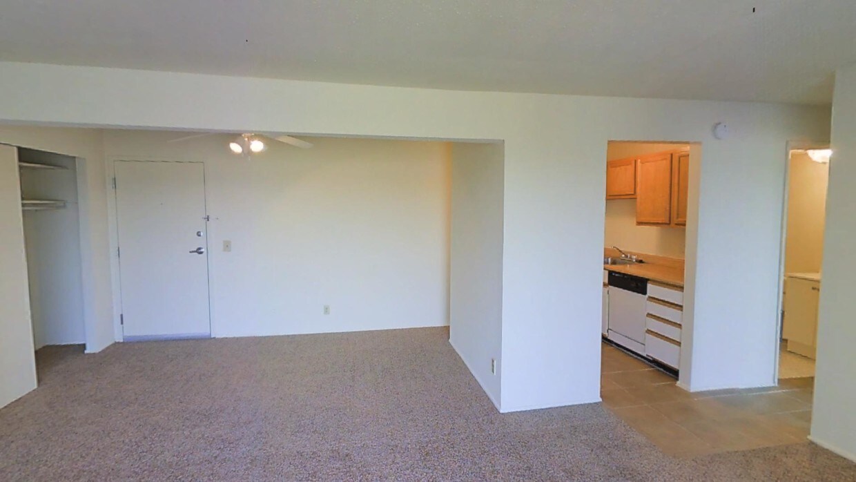 Photo - Lakeshore Drive Apartment Homes