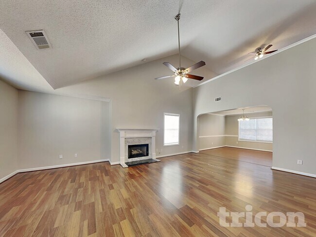 Photo - 341 Chase Marion Way