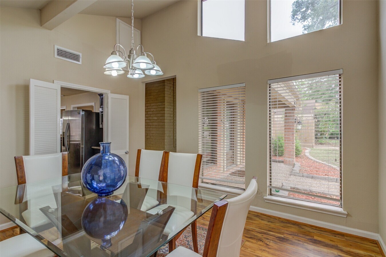 Photo - 6614 Winkleman Rd