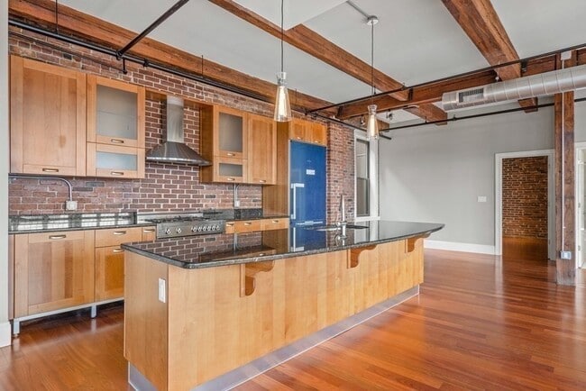 Photo - 126 N Washington St Unidad 3