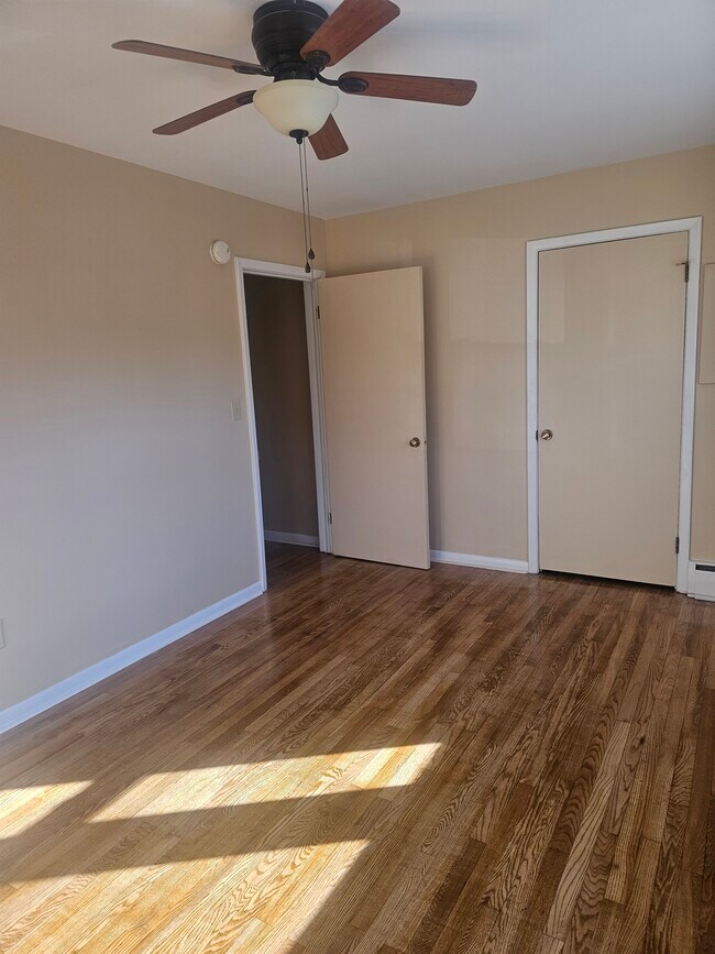 Photo - 834 Patrick Ln Unit 102