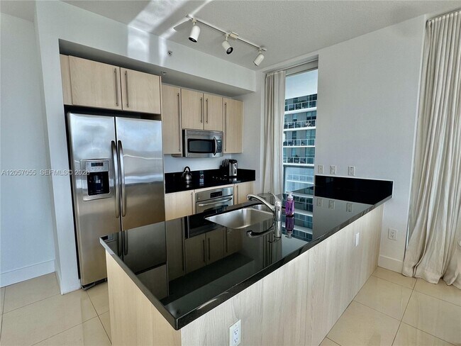 Photo - 1111 SW 1st Ave Unit 1914