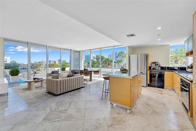 Photo - 7929 West Dr Unit 401