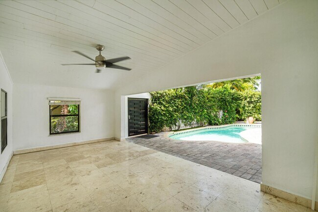Photo - 7810 Beach View Dr
