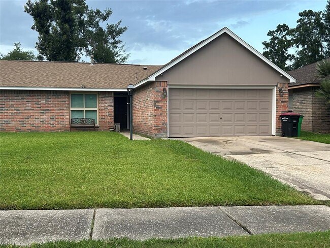 Photo - 24018 Farm Hill Dr Casa