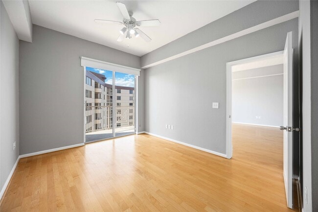 Photo - 3505 Sage Rd Unit 1406