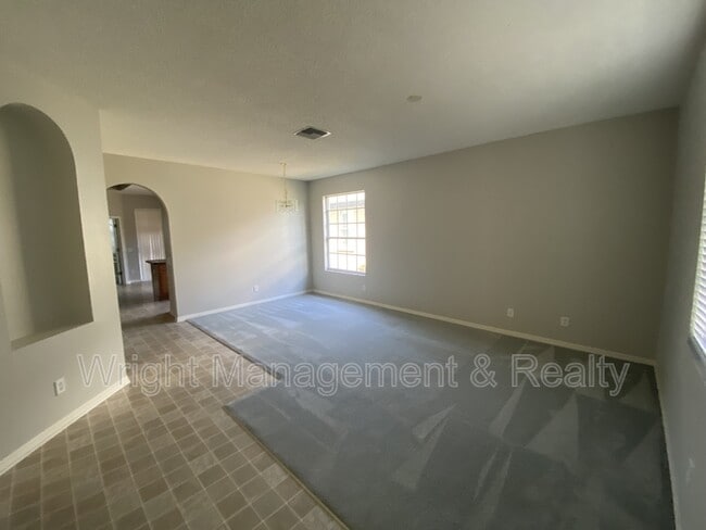Photo - 1439 Loretto Cir