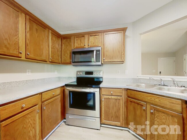 Photo - 15 Woodwind Dr