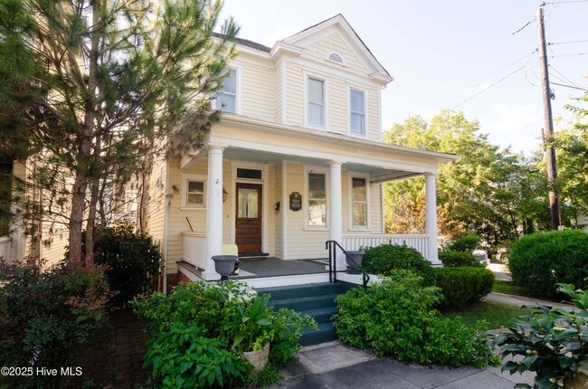Photo - 402 S 5th Ave