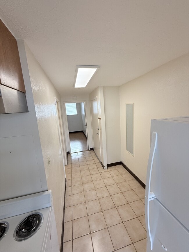 Photo - 2211 Ala Wai Blvd