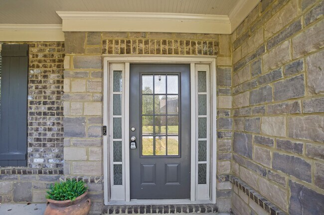 2875 Dowell Farm Trce