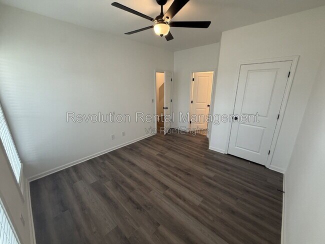 Photo - 32 Nickel Dr