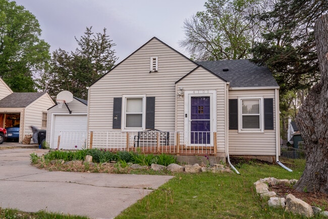 Photo - 4105 A St