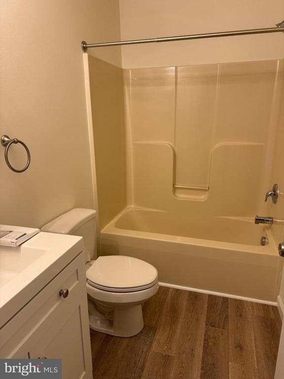 Photo - 11149 Old Worton Rd