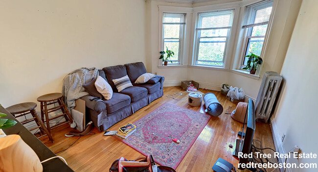 Photo - 112 Queensberry St Apartments Unit 5