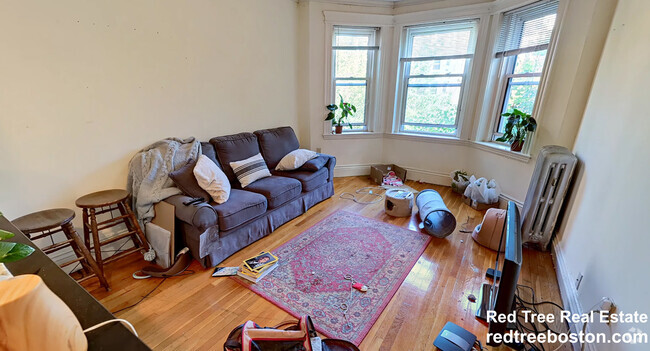 Building Photo - 112 Queensberry St Unit 5 Rental