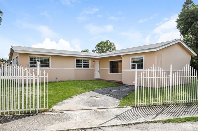 Building Photo - 1031 NW 178th Terrace Rental