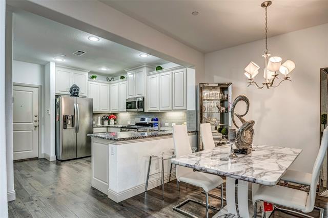 Photo - 3712 Lantern Ln