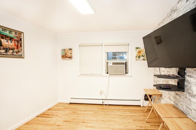 Photo - 391 Manila Ave Unit 3