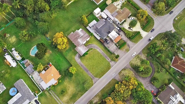 Photo - 13945 N Miami Ave