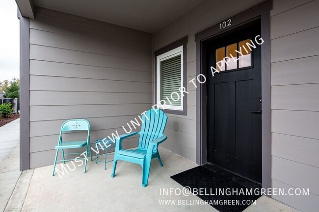 2 Bedroom/1.5 Bath Townhome - 2 Bedroom/1.5 Bath Townhome