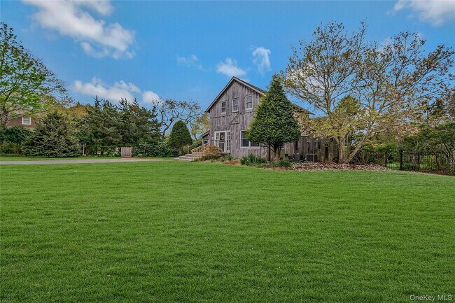5 Jessup Ln