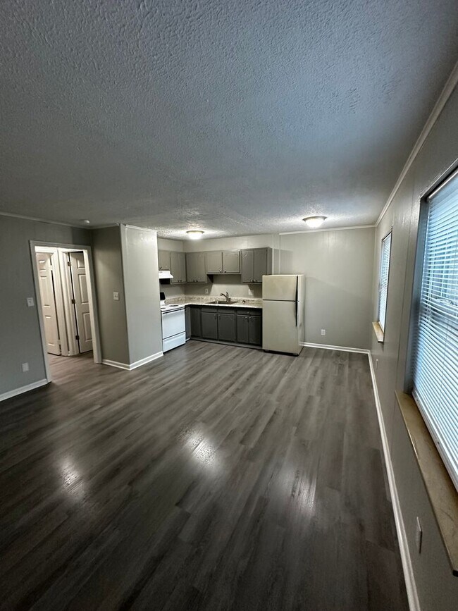 Photo - Live in Comfort at Evergreen Apartments in Knoxville!