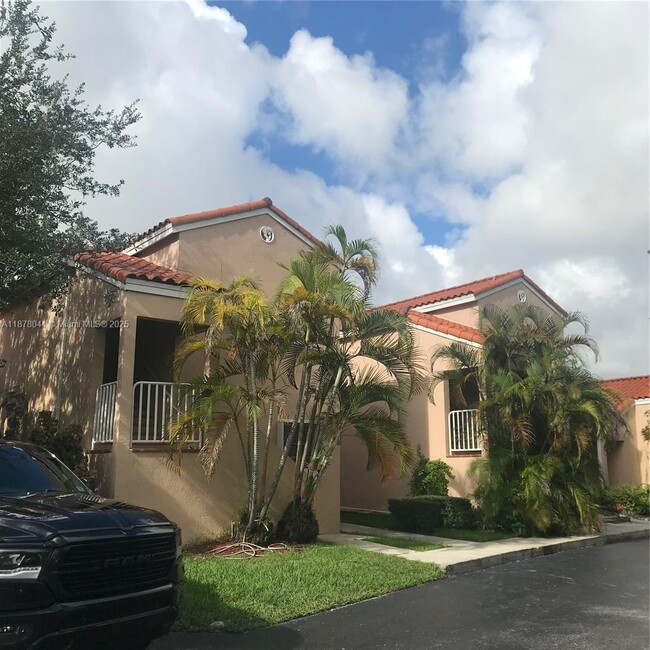 Photo - 11830 SW 80th St Unit 423