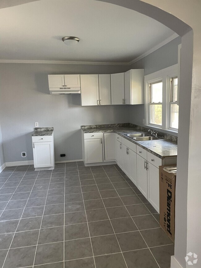 Building Photo - 1207 Filbert Pl Rental