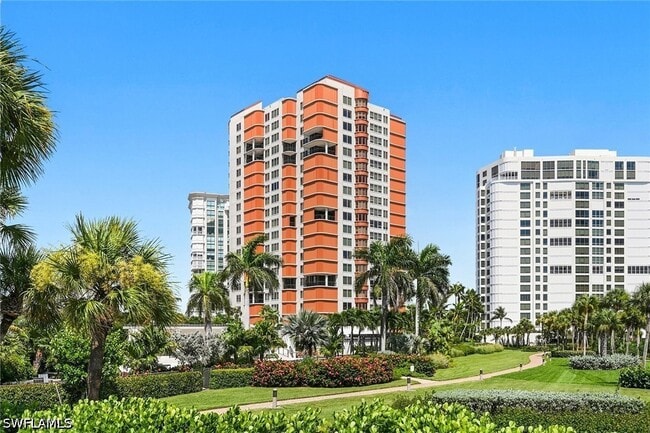 Building Photo - 4251 Gulf Shore Blvd N Unit 6D