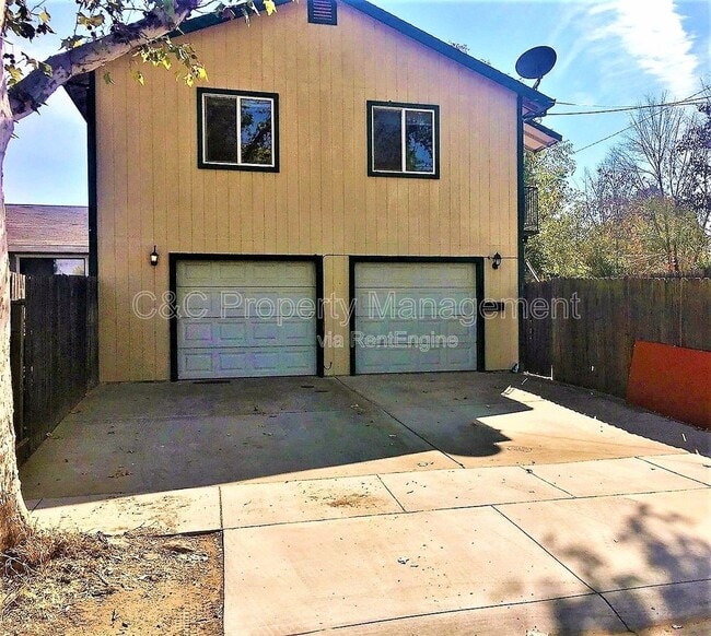 Photo - 701 Oakland Ave