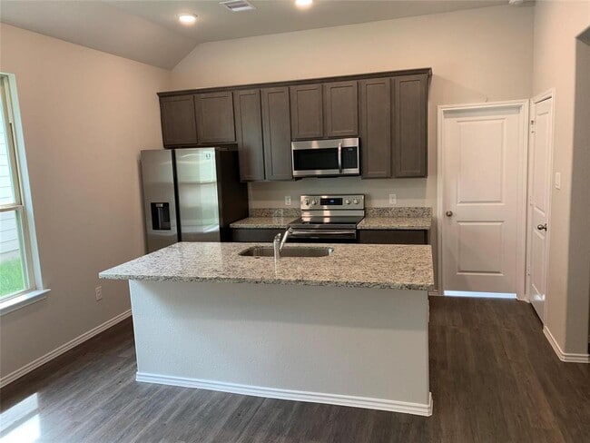 Building Photo - 8700 Sassafras Rental