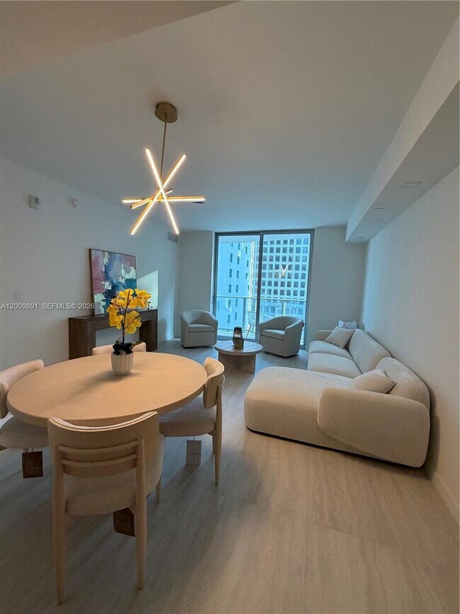 Photo - 77 SE 5th St Unit 1614
