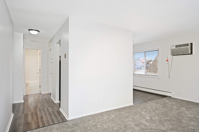 Photo - 3625 Aldrich Ave S Unidad 201
