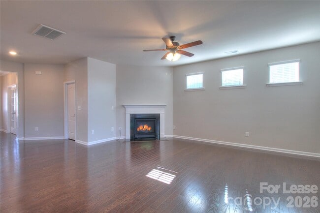 Photo - 4008 Silverwood Dr