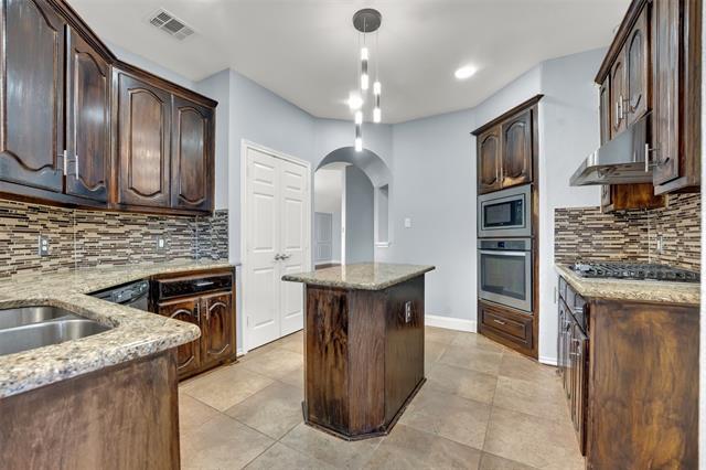 Photo - 1653 Churchill Ln