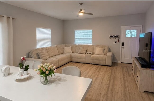 Photo - 617 Holmes Ave